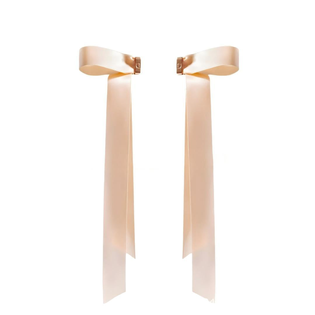 🎀 Metal Bow Magnetic Hair Clip 🎁 Buy 1 Get 2 Free ⏰ Limited-Time Offer